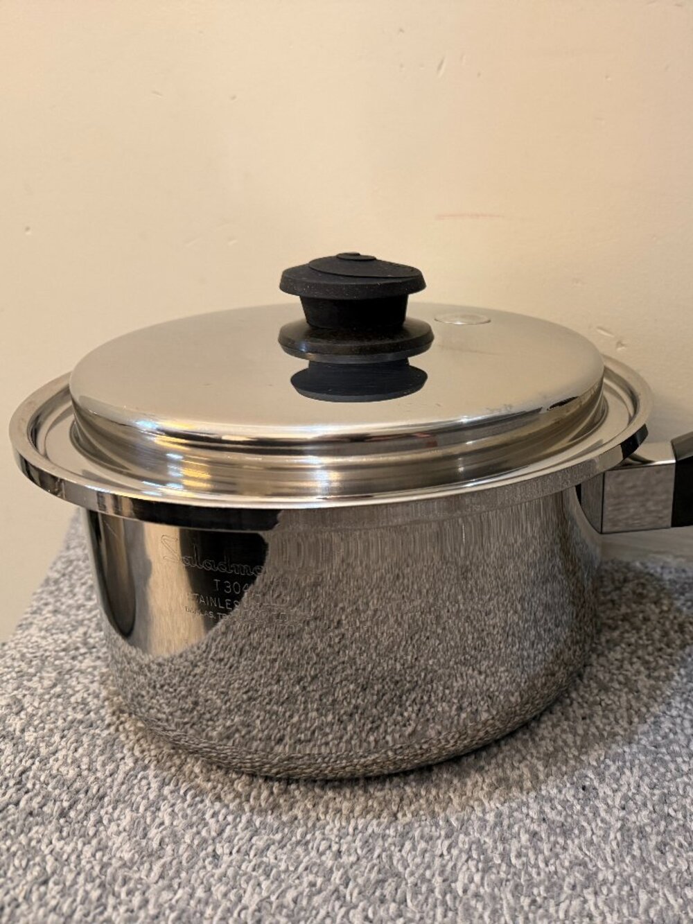 Made in USA-Saladmaster T304S 2qt pot with vapo lid